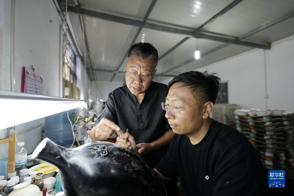 奔驰宝马电玩城在线
